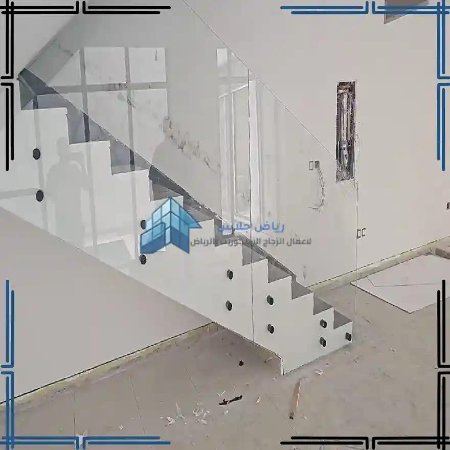 تركيب درابزين سلالم زجاج سيكوريت بالرياض (17)_18