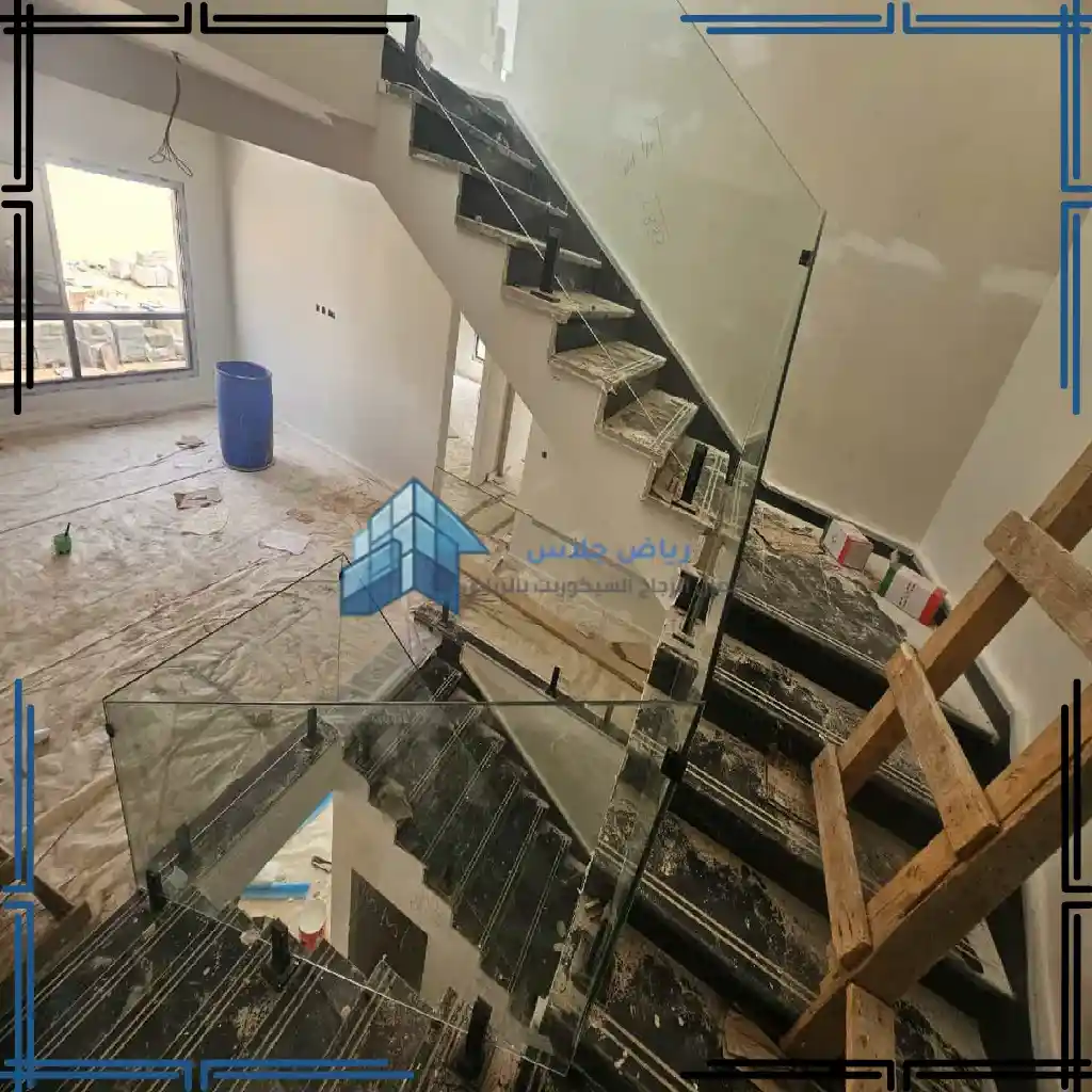 تركيب درابزين سلالم زجاج سيكوريت بالرياض (29)_30