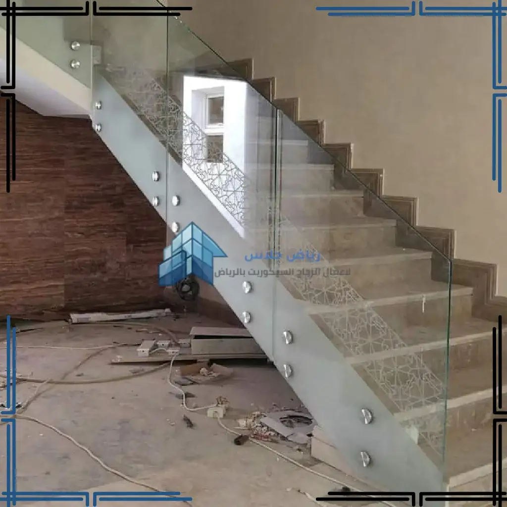 تركيب درابزين سلالم زجاج سيكوريت بالرياض (2)_3