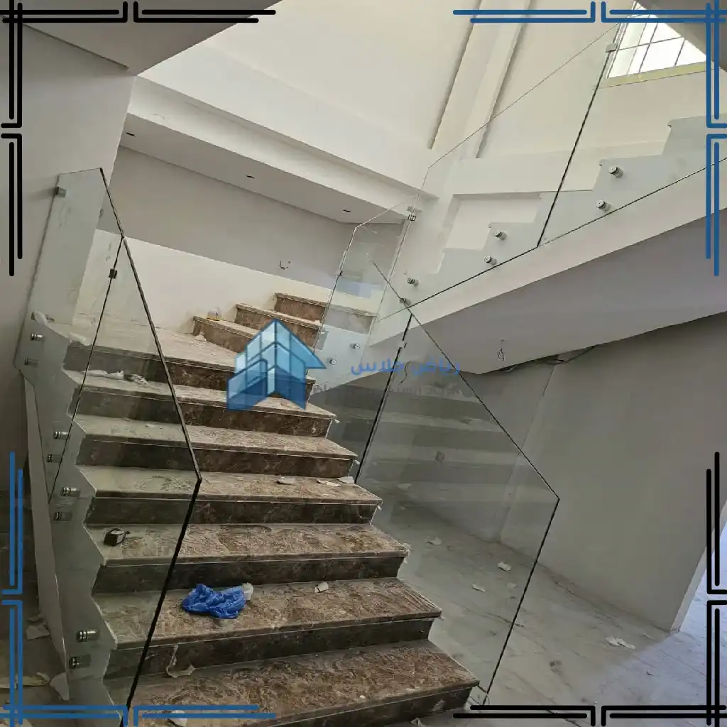 تركيب درابزين سلالم زجاج سيكوريت بالرياض (30)_31