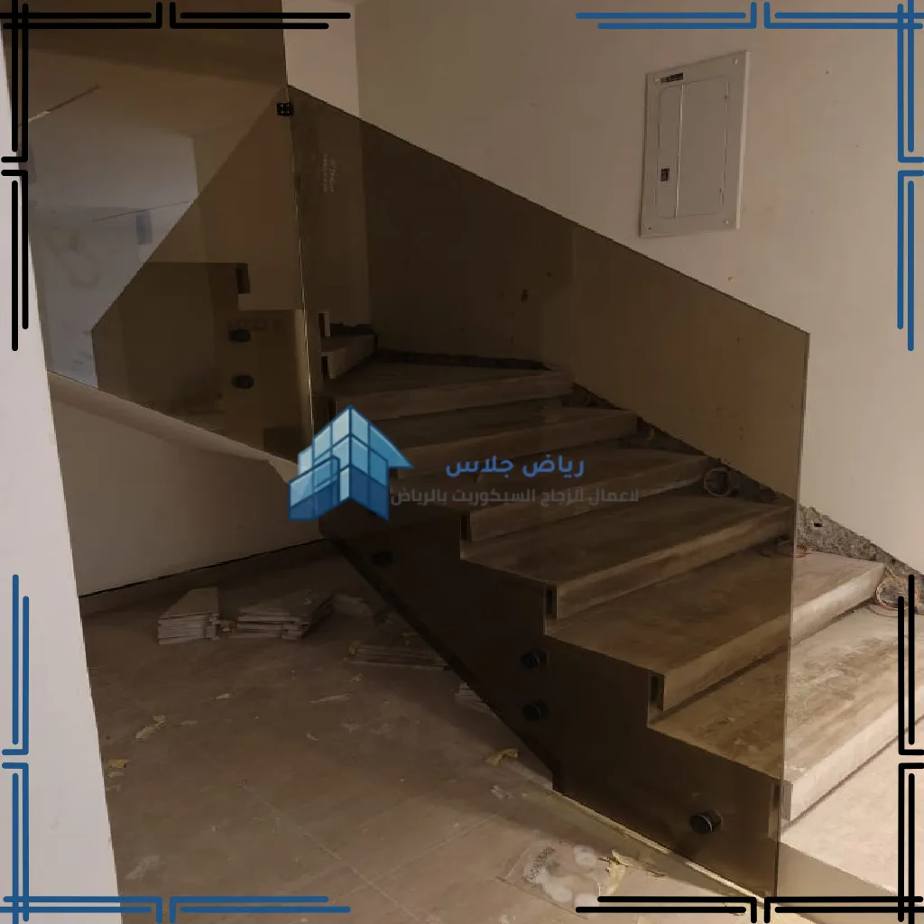 تركيب درابزين سلالم زجاج سيكوريت بالرياض (41)_42