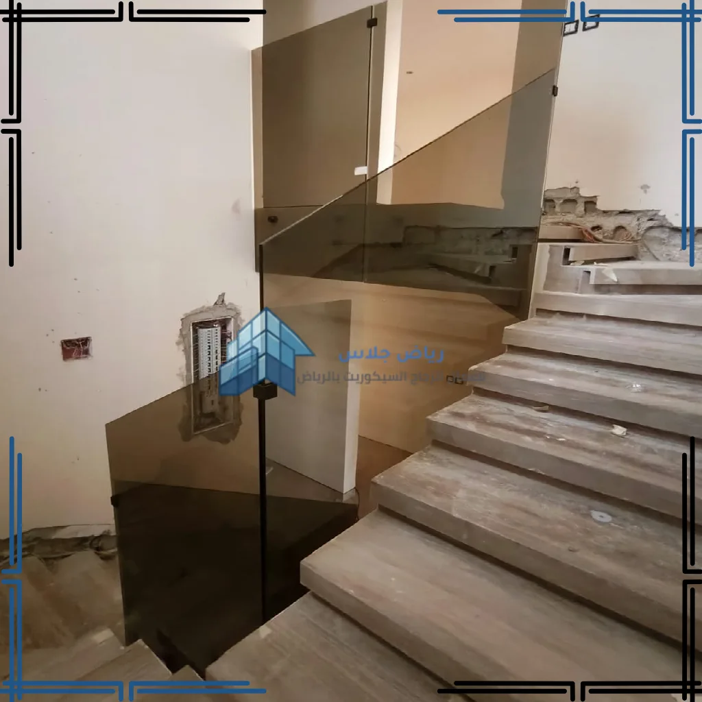 تركيب درابزين سلالم زجاج سيكوريت بالرياض (42)_43